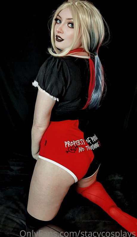 Stacycosplays photo 136