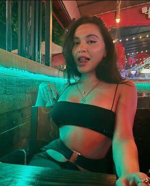 Stella Hudgens photo 24