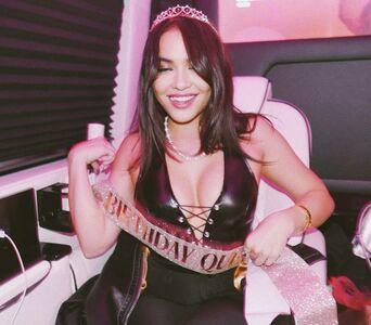 Stella Hudgens photo 82