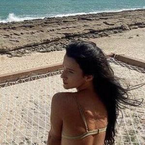 Profile photo of Stephanie Freitas