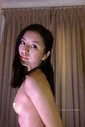Stephanie photo 20