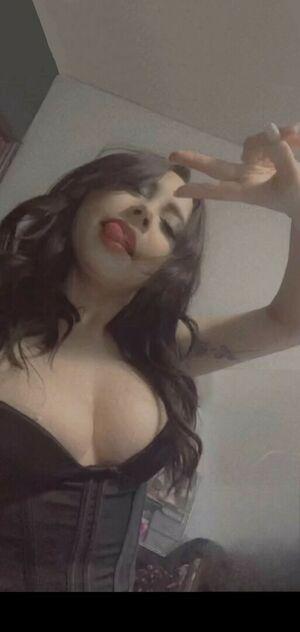 Stephanie photo 96