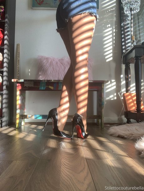 Stilettocouturebella photo 13