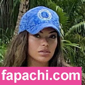 Profile photo of Suelyn Medeiros