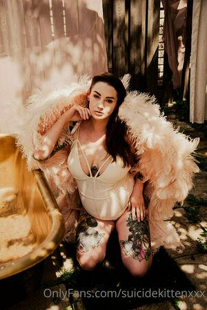 suicidekittenxxx photo 54