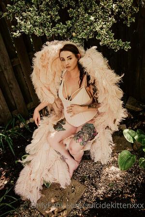 suicidekittenxxx photo 57