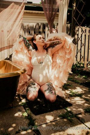 suicidekittenxxx photo 72