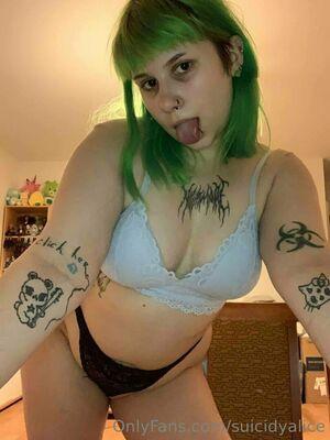 suicidyalice photo 41