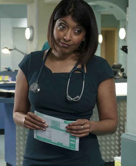 Sunetra Sarker photo 17