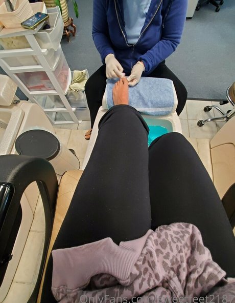 Sweetfeet2187 photo 10