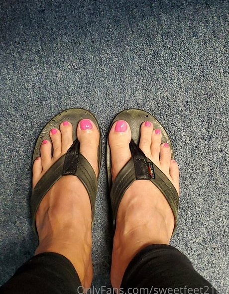 Sweetfeet2187 photo 13