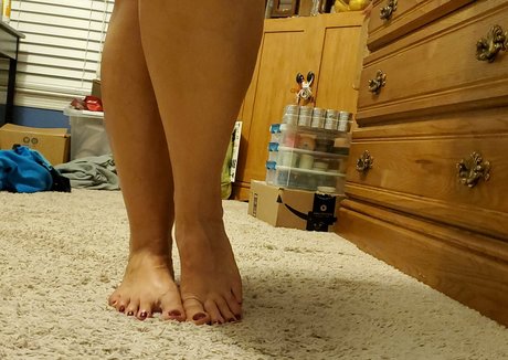 Sweetfeet2187 photo 46