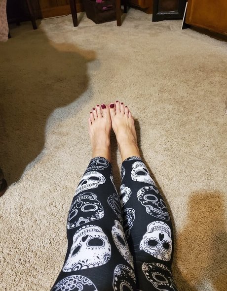 Sweetfeet2187 photo 55