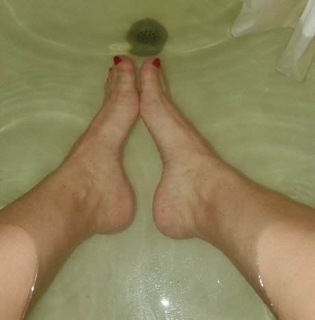 Sweetfeet2187 photo 66