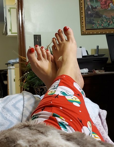 Sweetfeet2187 photo 71
