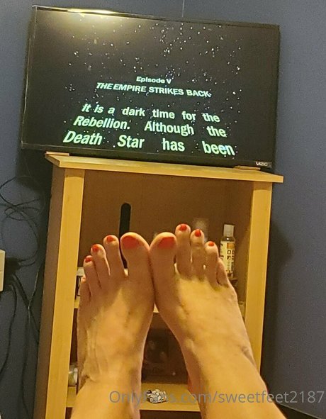 Sweetfeet2187 photo 83