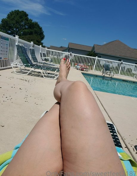 Sweetfeet2187 photo 90