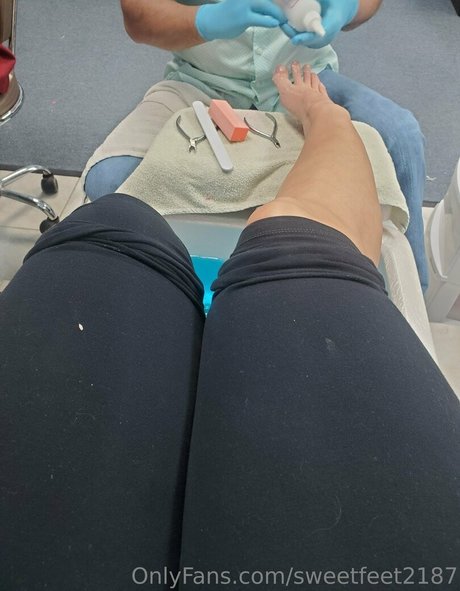 Sweetfeet2187 photo 107