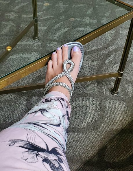 Sweetfeet2187 photo 116