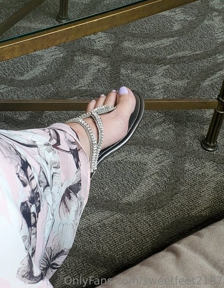 Sweetfeet2187 photo 117
