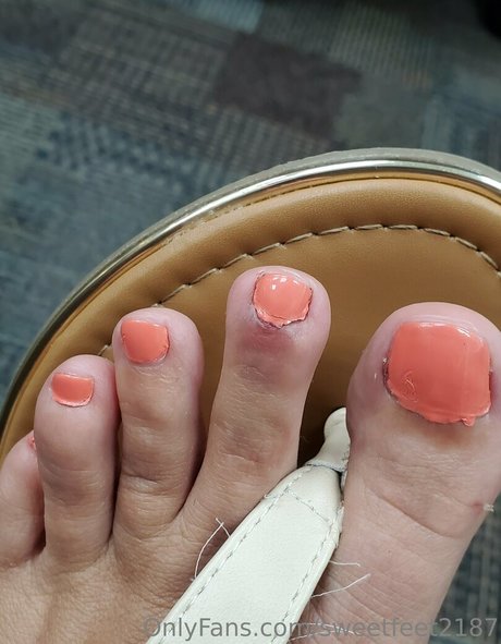 Sweetfeet2187 photo 124