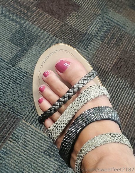 Sweetfeet2187 photo 128