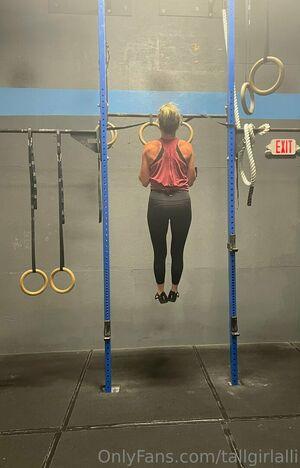tallgirlalli photo 30