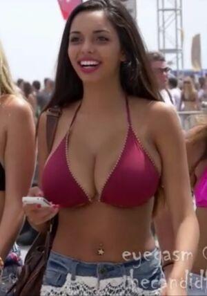 Tara Yazdi photo 120