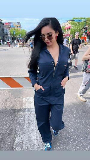 Tara Yazdi photo 207