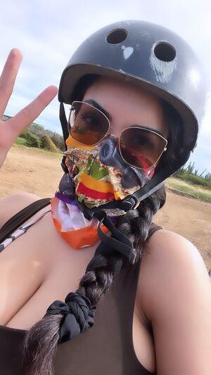 Tara Yazdi photo 208