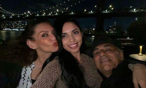 Tara Yazdi photo 260