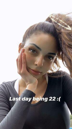 Tara Yazdi photo 263