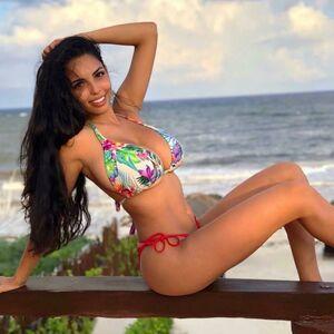 Tara Yazdi photo 278