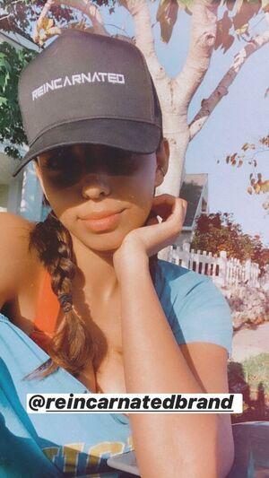 Tara Yazdi photo 304