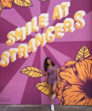 Tara Yazdi photo 326