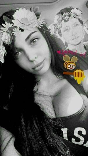 Tara Yazdi photo 347