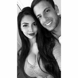 Tara Yazdi photo 370