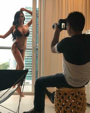 Tara Yazdi photo 439