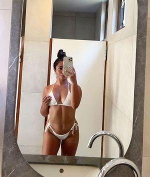 Tatiana McQuay photo 10