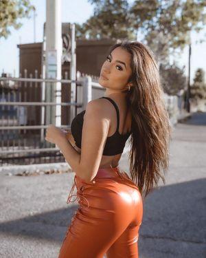 Tatiana McQuay photo 18