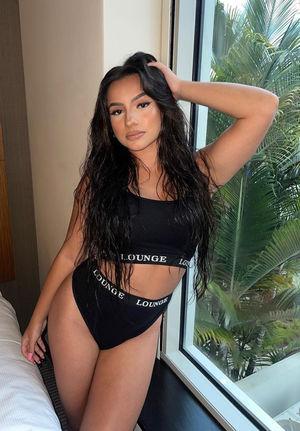 Tatiana McQuay photo 31