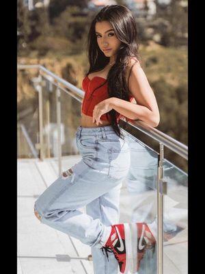 Tatiana McQuay photo 56