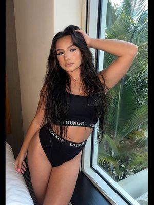 Tatiana McQuay photo 77