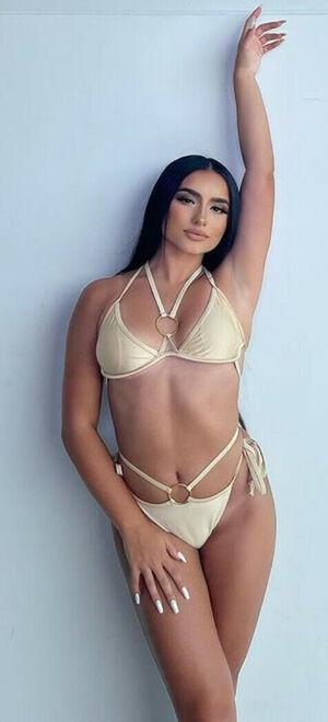 Tatiana McQuay photo 114