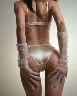 Taylor Zahn photo 37