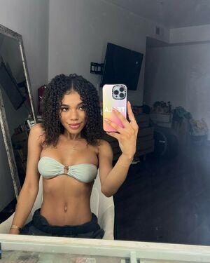Teala Dunn photo 88