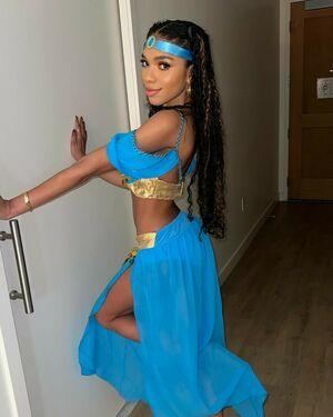 Teala Dunn photo 99