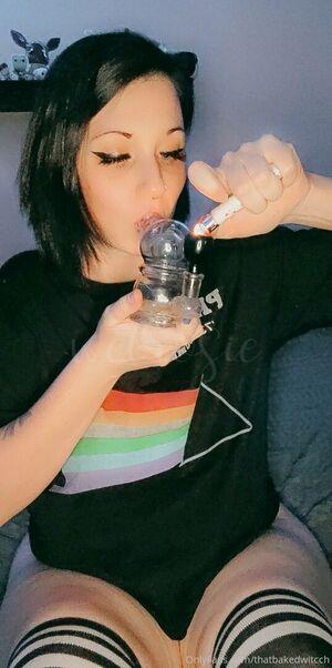 thatbakedwitcch photo 26