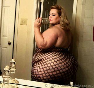 theviviennerose photo 51
