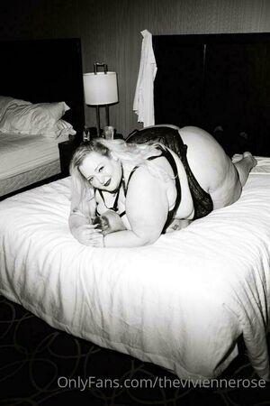 theviviennerose photo 80